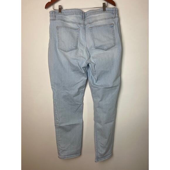 Loft The Girlfriend Straight Leg Jeans Size 31/12 Light Wash High Rise - Picture 2 of 8